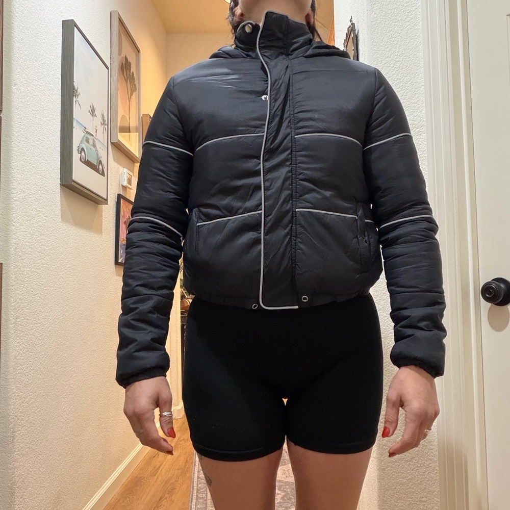 Cropped Puffer Jacket with White Reflective Accents